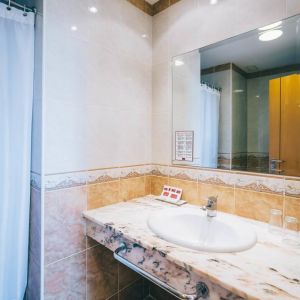 Grand Muthu Golf Plaza Hotel