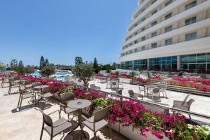 Hotel Miracle Resort