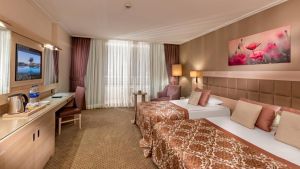 Hotel Miracle Resort