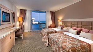Hotel Miracle Resort