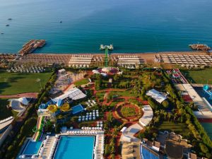 Hotel Miracle Resort