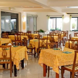 Hotel Villa Linda (Giardini Naxos)