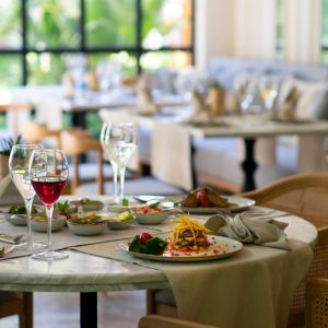 Miramare Queen Hotel
