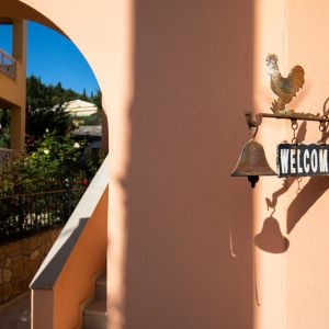 Bella Vista Hotel and Studios