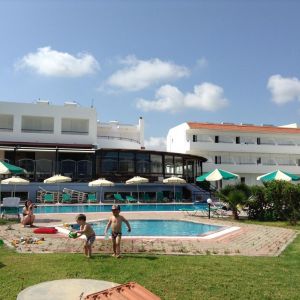 Hotel Pylea Beach