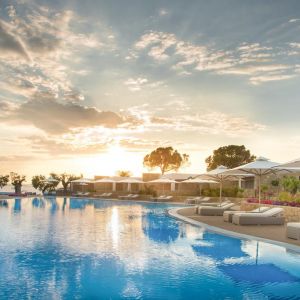 Hotel Ikos Olivia