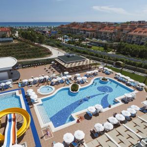 Hotel Luna Blanca Resort