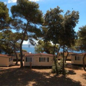 Bungalouri Stoja