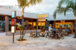 Limanaki Beach Hotel and Suites