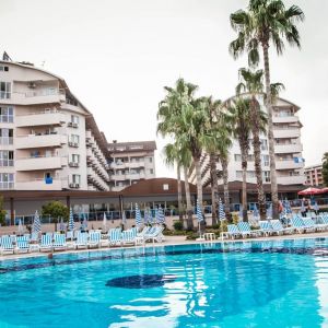 Hotel Lonicera World