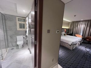 Versailles by Vieras Hotel