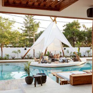 The Syntopia Hotel