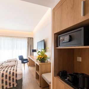 Acandia Hotel