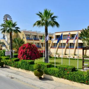 Napa Prince Hotel Apartments