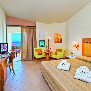 Hotel Santa Marina Plaza