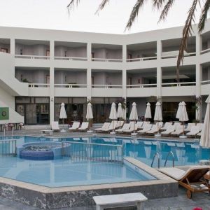 Hotel Pearl Beach