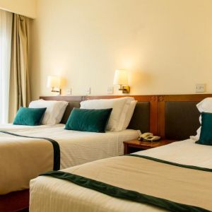 Pefkos City Hotel