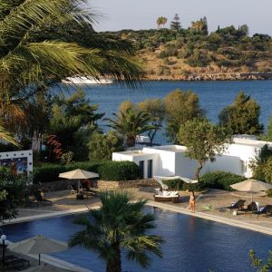 Minos Beach Art Hotel