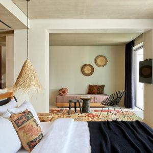 The Syntopia Hotel