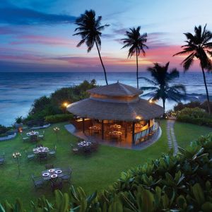 Hotel Vivanta by Taj Bentota