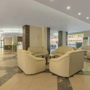 Hotel Regina GS (Ex.Royal GS)
