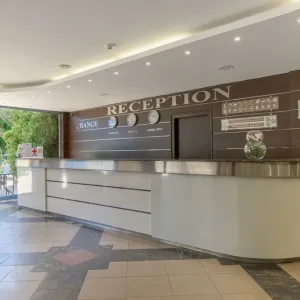 Hotel Regina GS (Ex.Royal GS)
