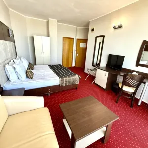 Hotel Regina GS (Ex.Royal GS)