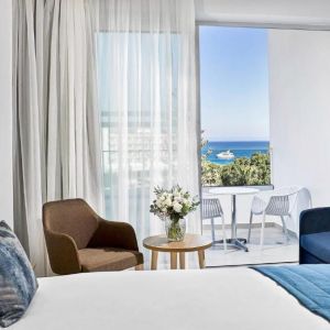 Gaia Sun N Blue Hotel