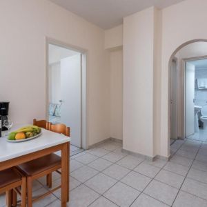 Poseidonia Hotel and Apartments