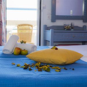 Nikos Hotel