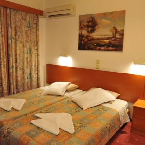Heleni Beach Hotel
