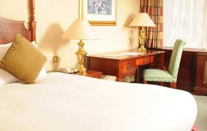 Hotel D4 Ballsbridge Inn