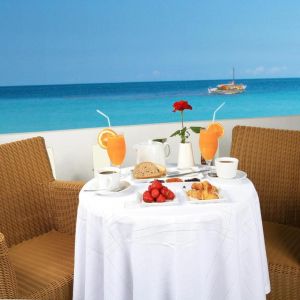 Maritimo Beach Hotel