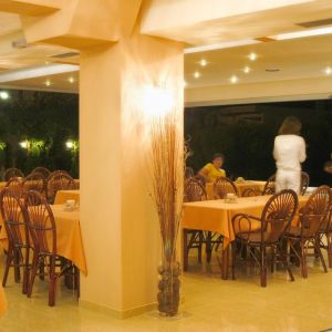 Hotel Loutra Beach