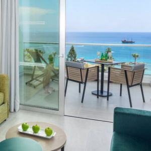 Hotel Cavo Maris Beach