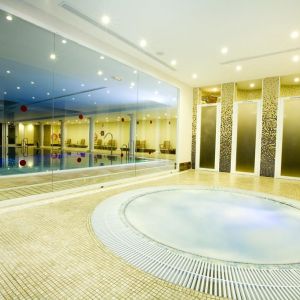 Hotel Monarque Cendrillon