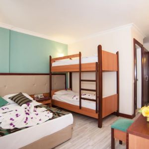 Hotel Concordia Celes Beach