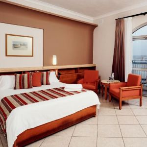 Hotel Paradise Bay Resort