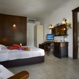 Hotel Acrotel Athena Pallas