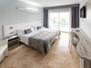 Hotel Bahia Del Sol
