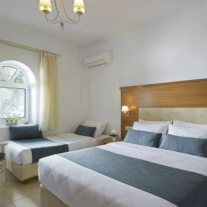 Coriva Beach Hotel