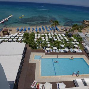 Hotel Silver Sands Beach
