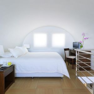 Hotel Macaris Suites and Spa