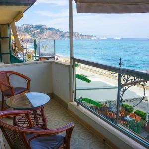 Hotel Tysandros
