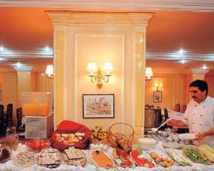 Hotel Grand Emin