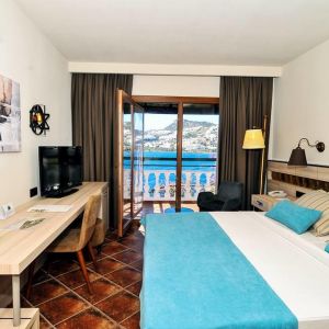 Hotel Green Beach Resort