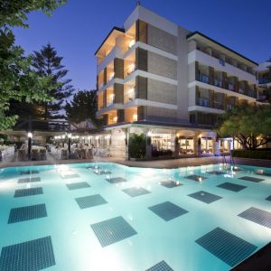 Trendy Side Beach Hotel