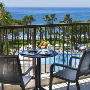 Hotel Acanthus Cennet Barut Collection
