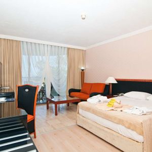 Hotel Crystal Sunrise Queen Luxury Resort and Spa