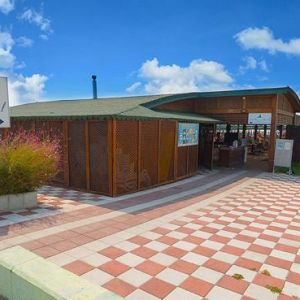 Side Breeze Hotel